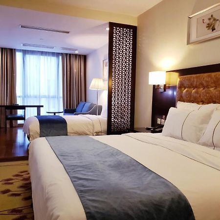 Benjoy Hotel - Jinqiao Branch Shanghai Extérieur photo