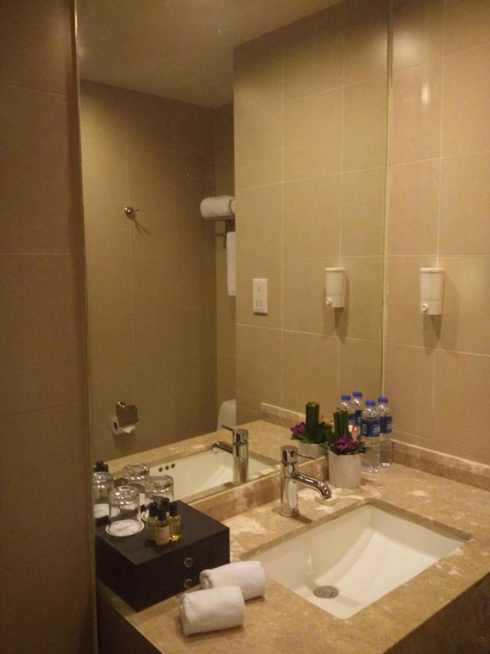 Benjoy Hotel - Jinqiao Branch Shanghai Extérieur photo